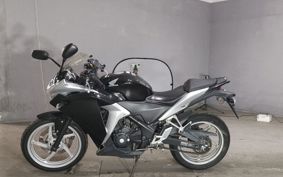 HONDA CBR250R MC41