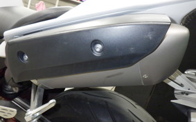 YAMAHA YZF-R1 2010 RN24J