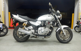 YAMAHA XJR1300 1998 RP01J