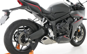 HONDA CBR650R E-Clutch 2025 RH17
