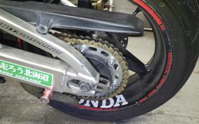 HONDA CBR600RR 2004 PC37