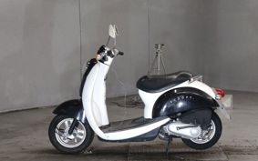 HONDA CREA SCOOPY AF55