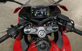 HONDA CBR650R E-Clutch 2024 RH17
