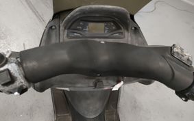 YAMAHA MAJESTY 125 SE27