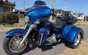 HARLEY FLHTCU 2017 MAD