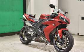 YAMAHA YZF-R1 2005