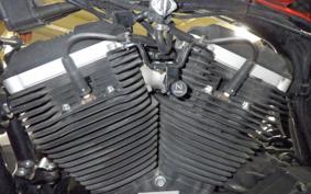 HARLEY XL883R 2005