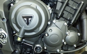 TRIUMPH STREET TRIPLE RS 2022