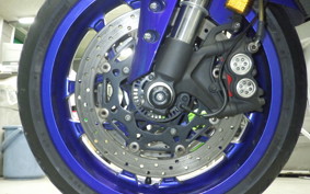 YAMAHA YZF-R1 2015