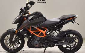 KTM 390 DUKE 2023