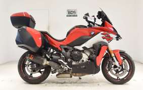 BMW S1000XR 2020