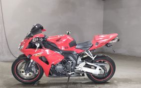 HONDA CBR1000RR 2006 SC57