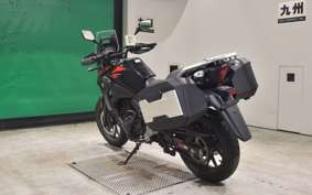 SUZUKI Vｽﾄﾛｰﾑ250A 2019