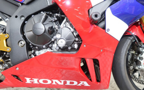 HONDA CBR1000RR-R FB SP 2020 SC82