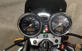 HONDA CB400SFV-4 2011 NC42