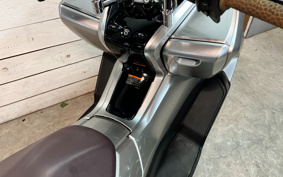 YAMAHA MAJESTY 250 SG20J