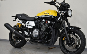 YAMAHA XJR1300 C 2017 RP19