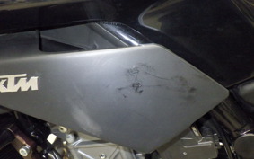 KTM 890 DUKE 2023