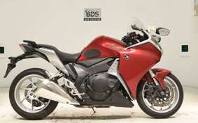 HONDA VFR1200F 2010 SC63
