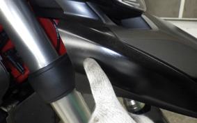 DUCATI HYPERMOTARD 820 2014