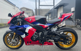 HONDA CBR1000RR-R FB SP 2022 SC82
