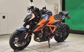 KTM 1290 SUPER DUKE R 2022