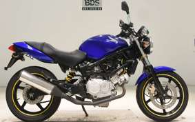 HONDA VTR 250 2023 MC33