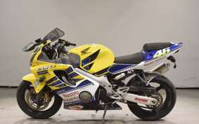 HONDA CBR600F GEN 3 2002 PC35