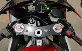 YAMAHA YZF-R1 RN09