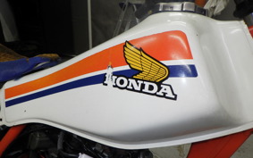 YAMAHA TLR200 MD09