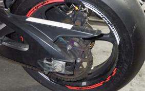 SUZUKI GSX-R750 2011