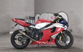 SUZUKI GSX-R1000 2003 GT75A