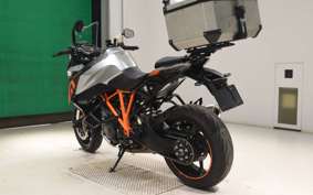 KTM 1290 SUPER DUKE GT 2021