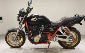 HONDA CB1300SF SUPER FOUR 2002 SC40