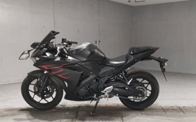 YAMAHA YZF-R25 RG10J