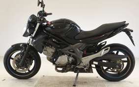 SUZUKI GLADIUS 2013 VK58A