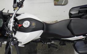 APRILIA CAPONORD 1200 2015