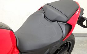 DUCATI MONSTAR 937 PLUS 2022 4M00