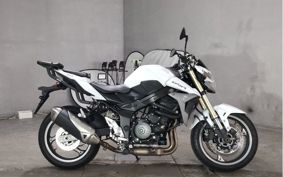 SUZUKI GSR750 2015 C5111