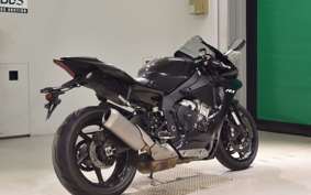 YAMAHA YZF-R1 S 2020