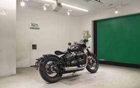 TRIUMPH BONNEVILLE BOBBER 2020