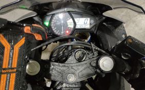 YAMAHA YZF-R25 RG10J