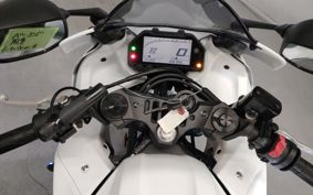 YAMAHA YZF R-3 2019 RH13J