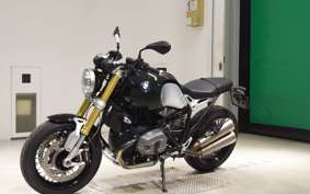 BMW R NINE T 2015