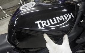 TRIUMPH DAYTONA 675 2008