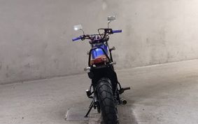 YAMAHA TW225 DG09J