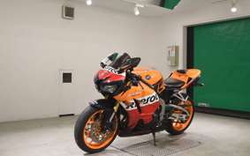 HONDA CBR600RR GEN 3 2014 PC40