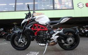 MV AGUSTA BRUTALE 800 2018 B1