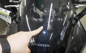 HONDA CB1300SB SUPER BOLDOR 2025 SC54