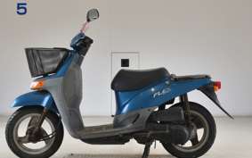 HONDA TOPIC AF38
